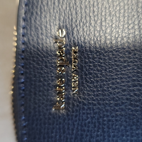 Kate Spade - Blue - Sylvia Small Dome Crossbody Purse - NEW !! - Picture 4 of 7
